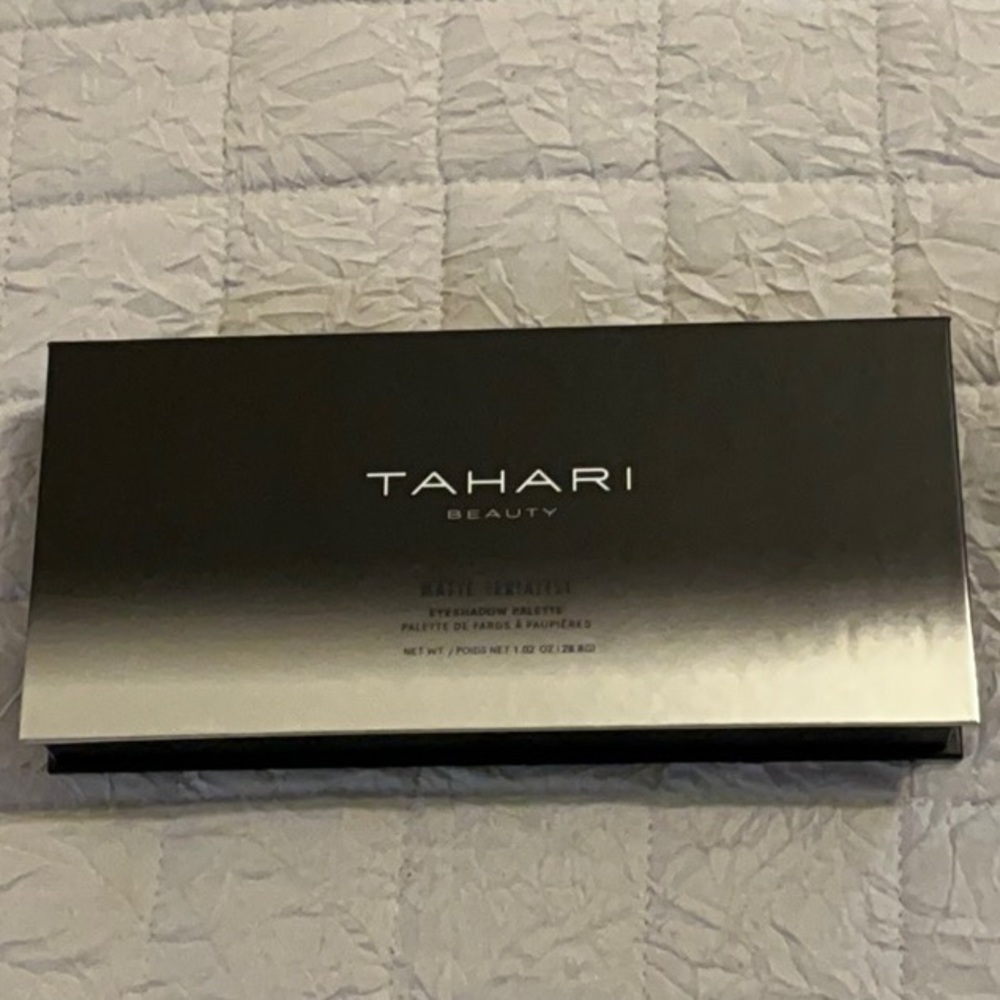Tahari Beauty Matte - Terialist Eyeshadow Palette - Picture 10 of 10